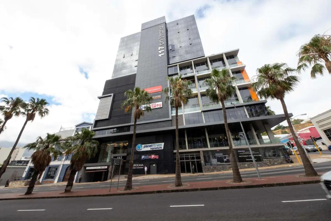 Plush Loft Apartment With Signal Hill View Cape Town Exterior photo